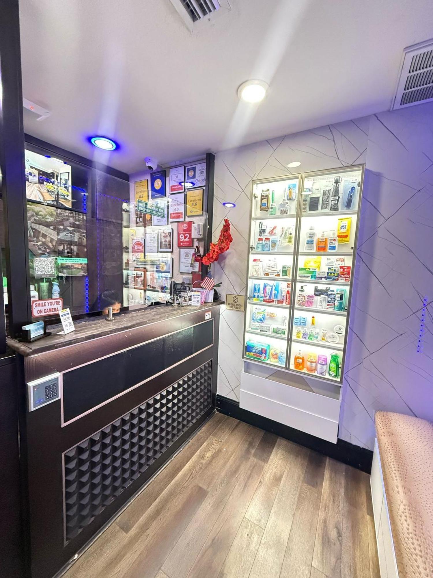 Sheridan Guesthouse デイニア・ビーチ エクステリア 写真